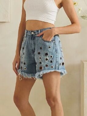 Oli & Hali White Ribbed Crop Tank